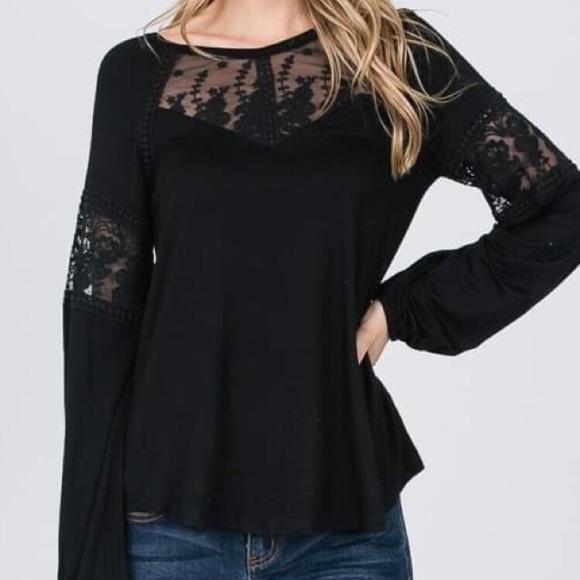 🆕 Simply Chic Lace Sleeve Top - Picture 6 of 8